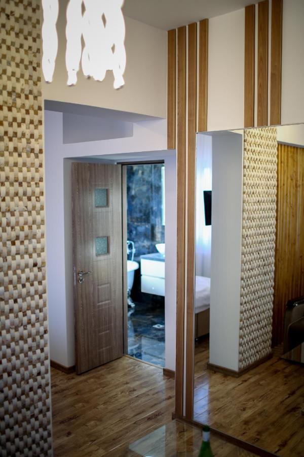 Laura Apartments Sinaia Luaran gambar