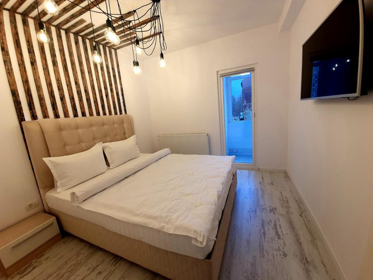 Laura Apartments Sinaia Luaran gambar