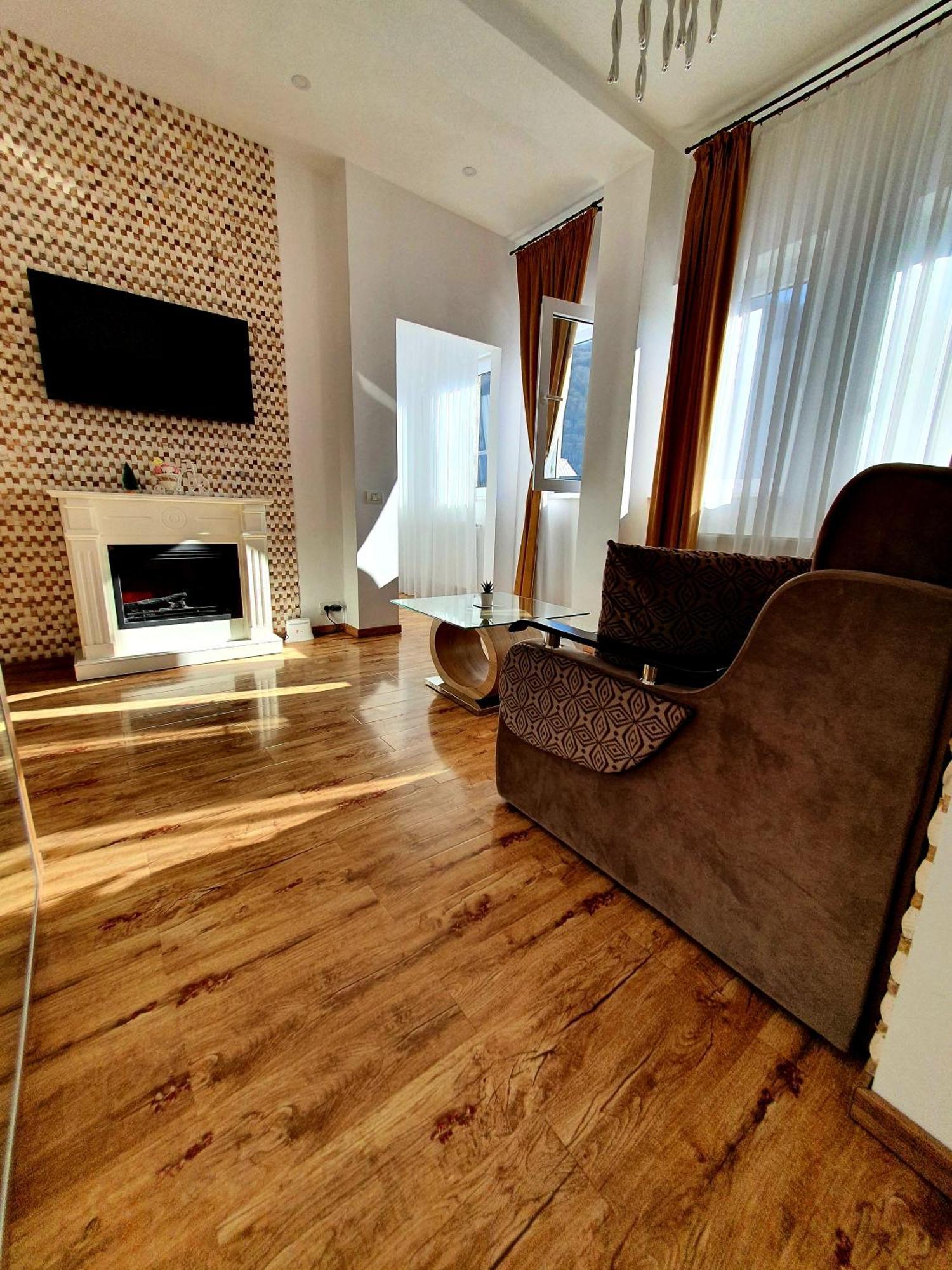 Laura Apartments Sinaia Luaran gambar